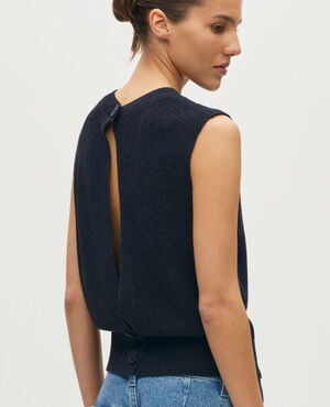 Sleeveless